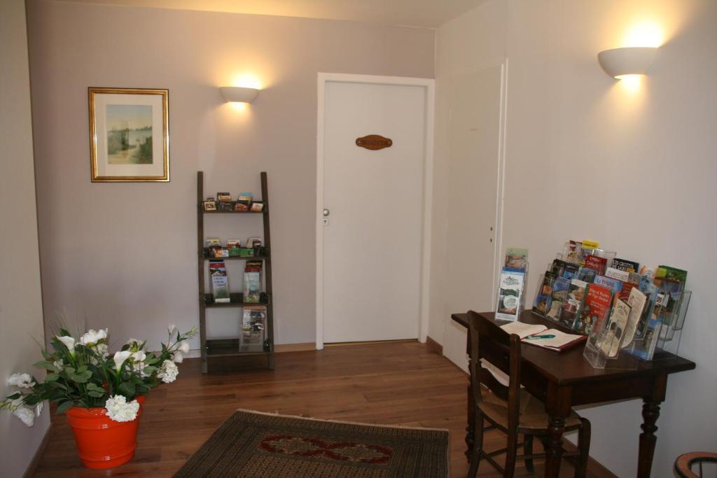Manoir Theas Bed and Breakfast Barraute-Camu Εξωτερικό φωτογραφία